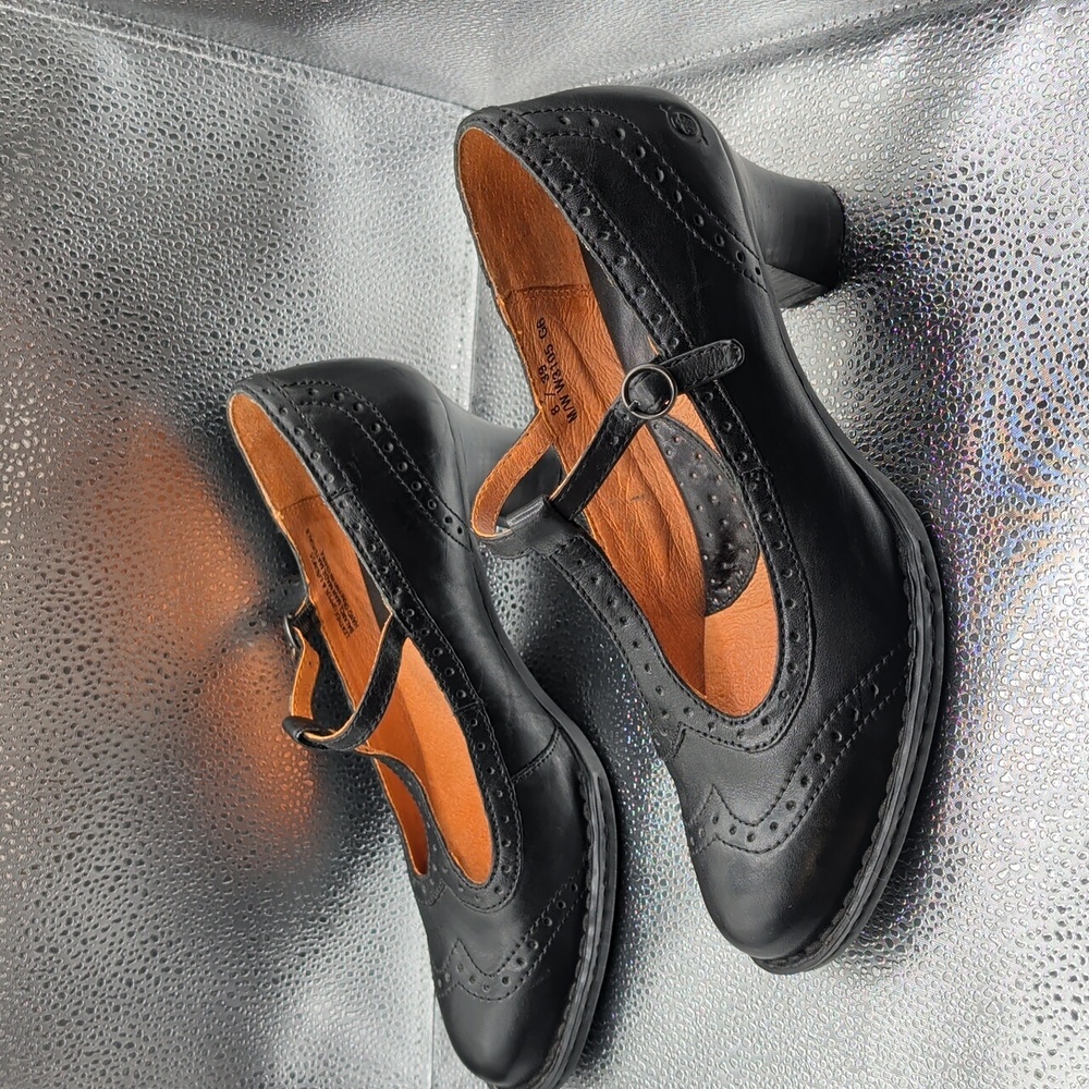 Born Brogue Black T-Strap Women's Shoes - Picture 2 of 6